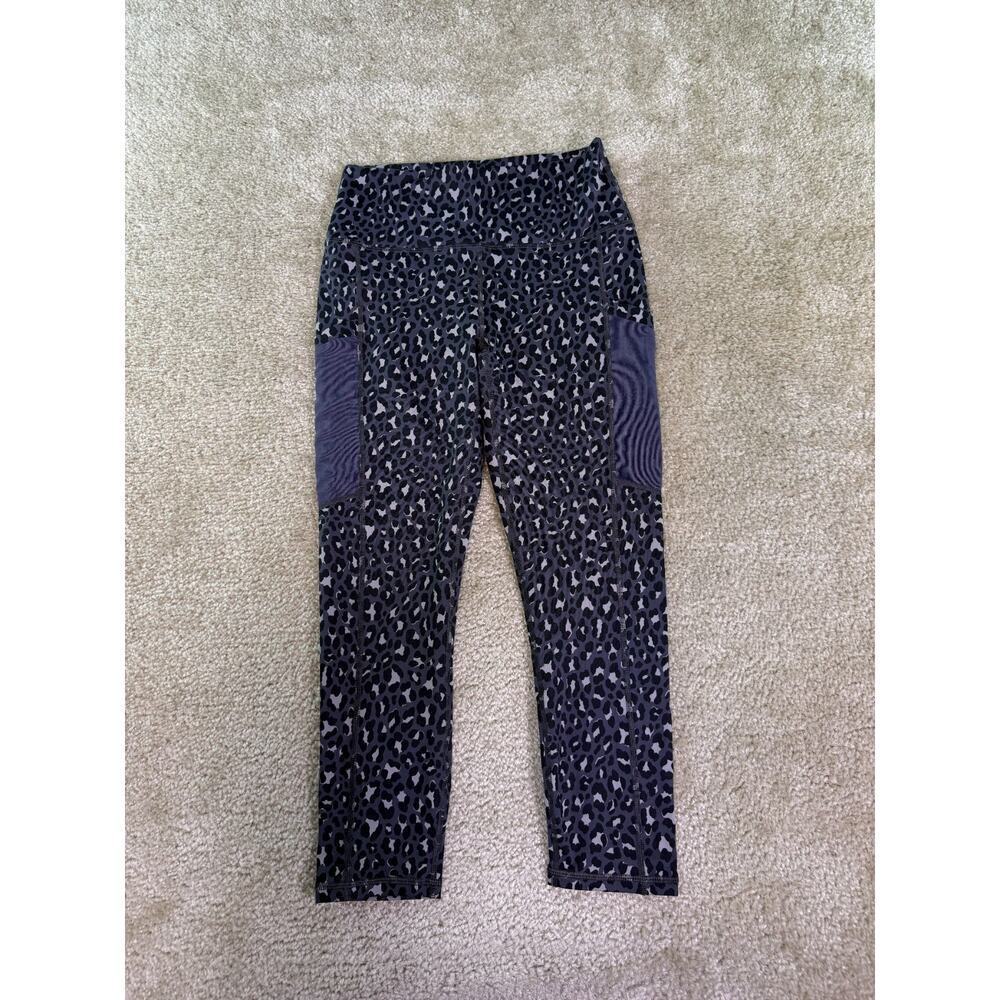 Fabletics Womens Boost PowerHold Legging Size Small Leopard Cheetah Print D851